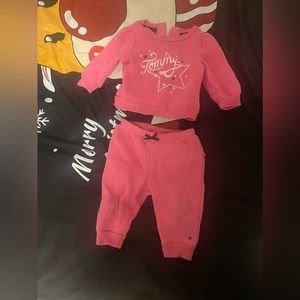 baby outfit set pink colour , in good condition , size 3-6 month